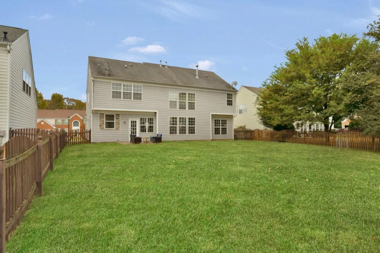 Spectacular Singe-Family Home With Pool & Amenities Charlotte 0*,